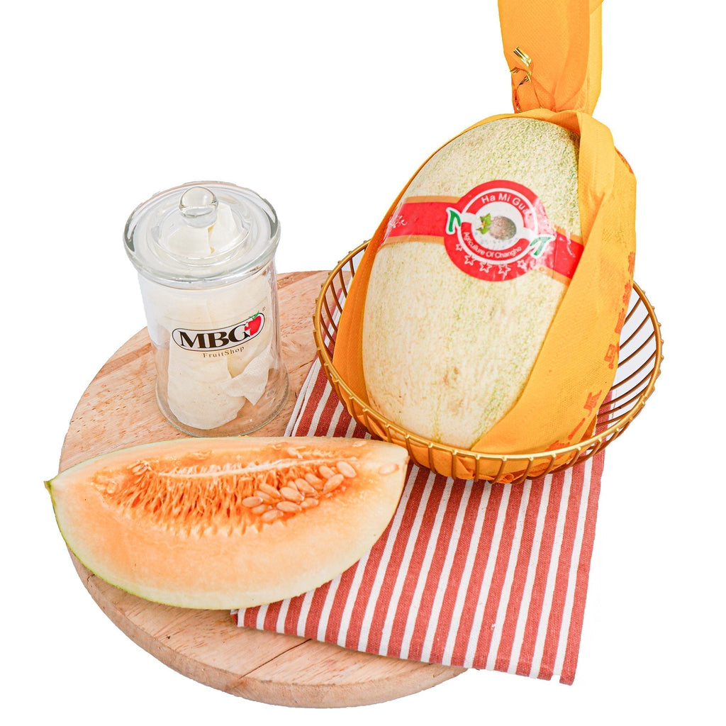 1 Pcs x China Hami Melon (1.6Kg/Pcs+-)-Exotic Fruits-MBG Fruit Shop