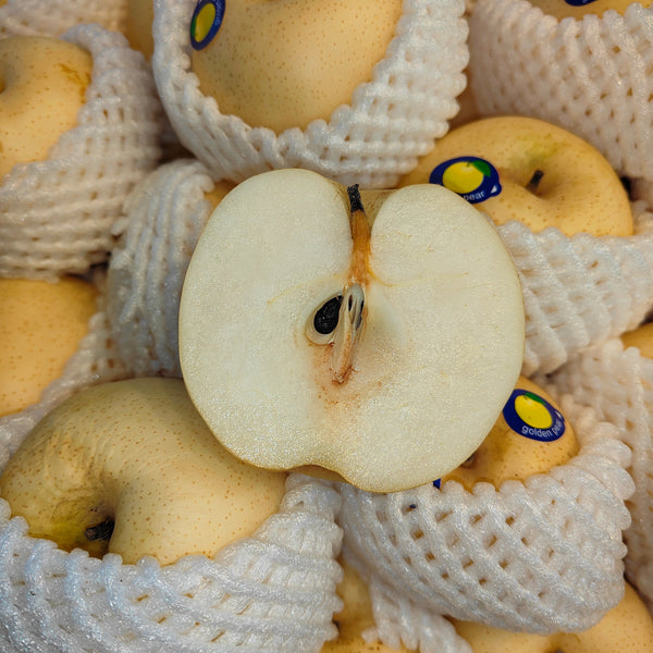 China Golden Pear (M) [4 Pcs]-Apples Pears-MBG Fruit Shop