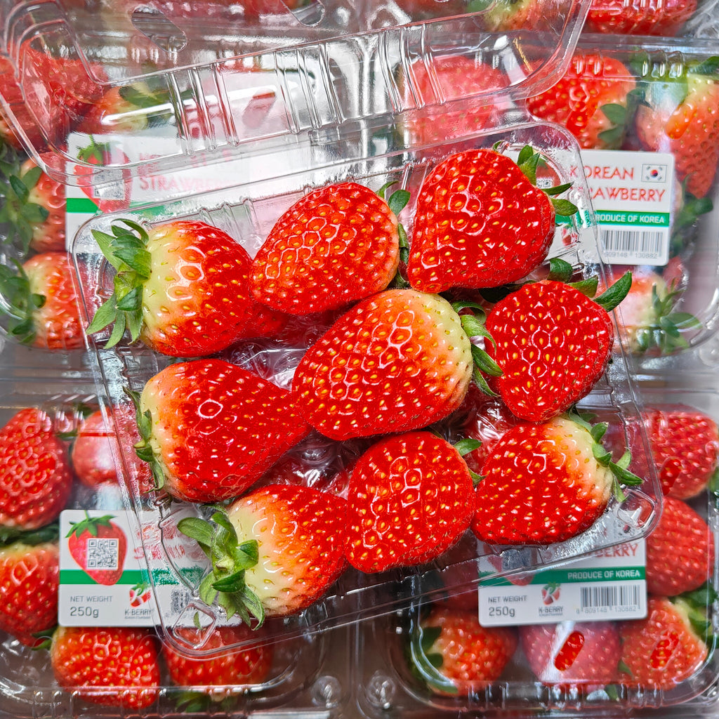 Korea Strawberry [250G/Pack]-Berries-MBG Fruit Shop