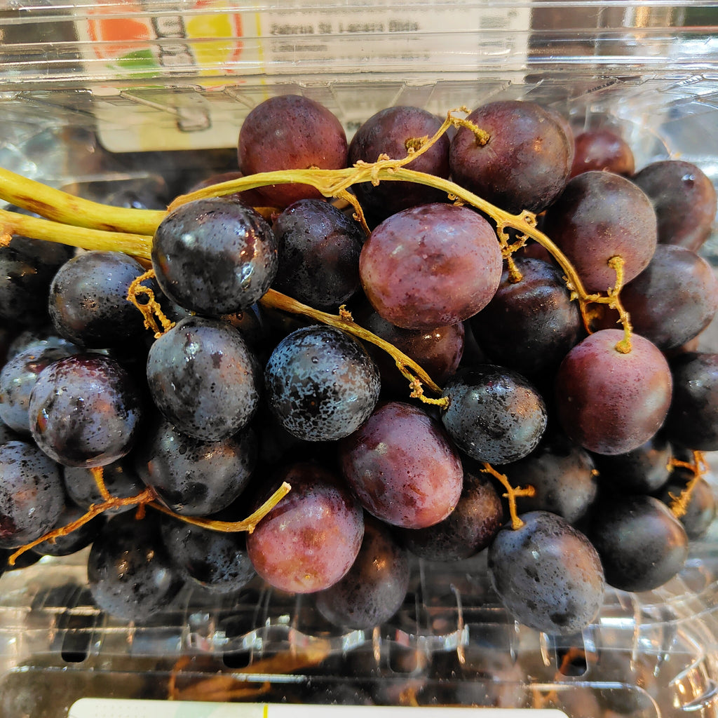 Lebanon Black Seedless Grape [500G/Pack]-Grapes-MBG Fruit Shop