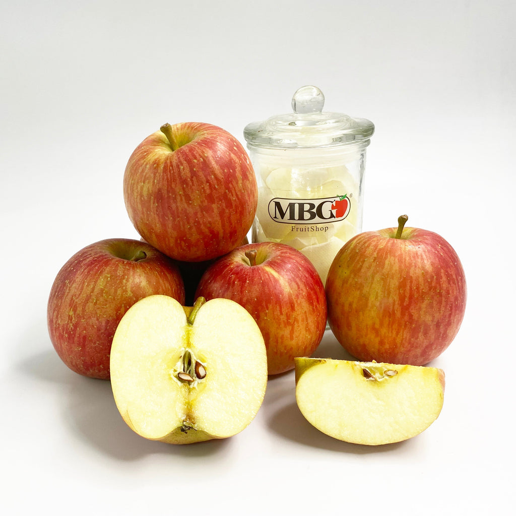 South Africa Fuji Red Apple (M) [4 Pcs]-Apples Pears-MBG Fruit Shop