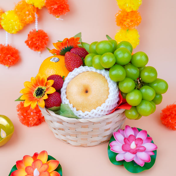 Diwali Dazzle Fruit Basket (6 Types of Fruits)
