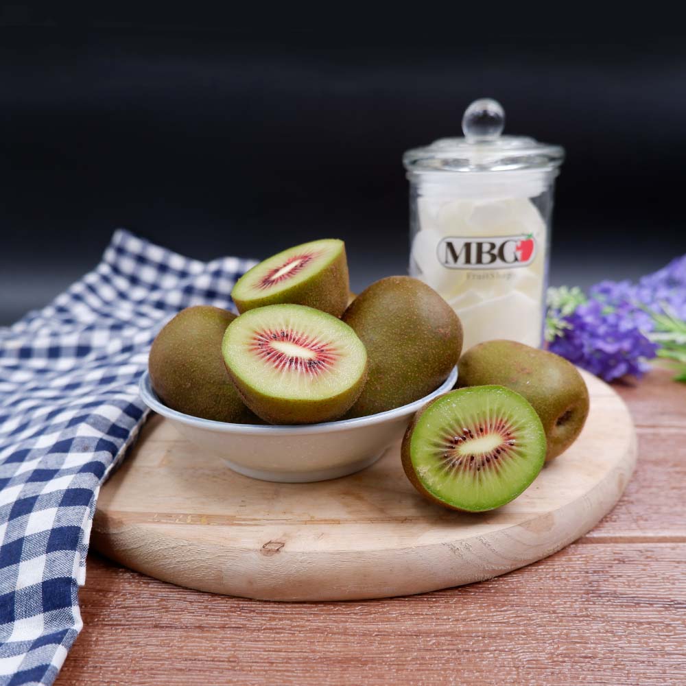 China Tangoshine Red Kiwi [5Pcs/Pack]-Berries-MBG Fruit Shop