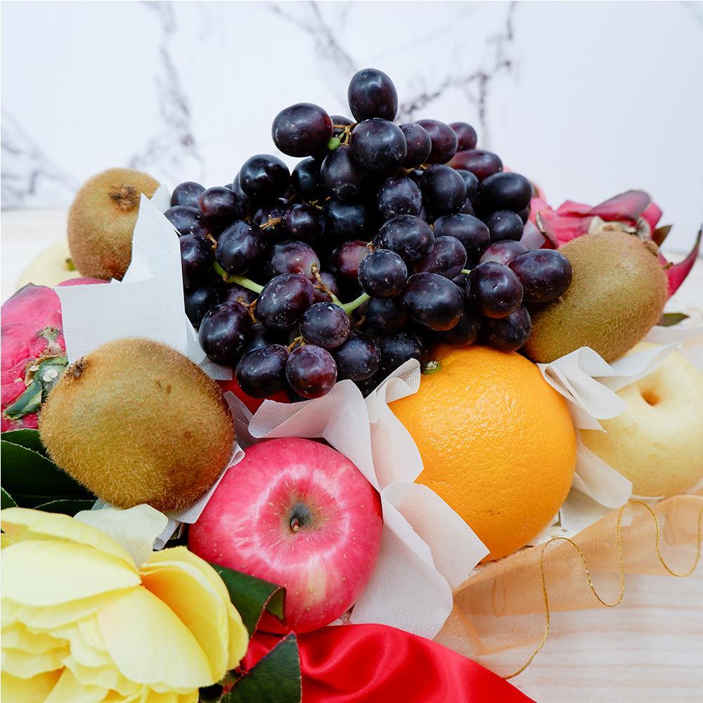Peacefully Basket Hamper (6 Types of Fruits) – MBG Fruit Shop